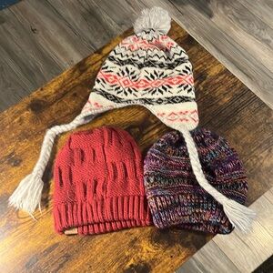 🧢 BEANIE bundle 🫘 hole for ponytail! Great deal ‼️💥